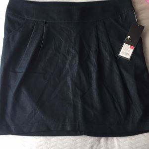 NWT Women’s Mini Skirt